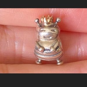 Authentic Pandora Queen Bee with 14k gold crown